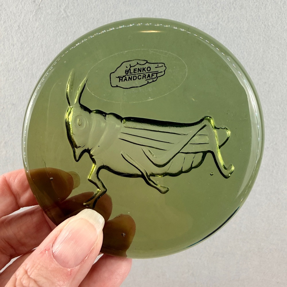 Blenko‎ Glass Grasshopper Paperweight Olive Green Handcraft Made in USA 3.5"